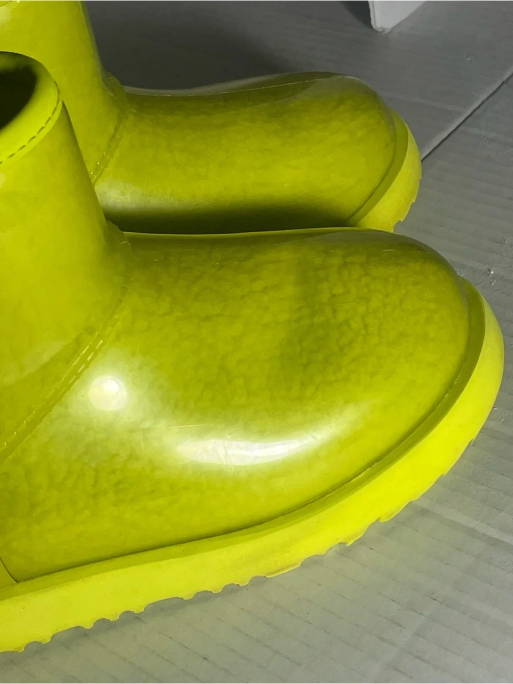 UGG. Boots size 5 good condition